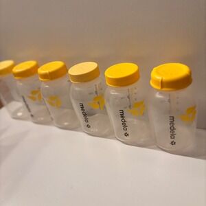 Medela‎ Breast Milk Storage Bottles 5 oz Yellow Caps Set of 6 BPA Free